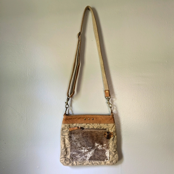 Myra Leather Western Crossbody Bag Cowhide Floral Print - Picture 2 of 12